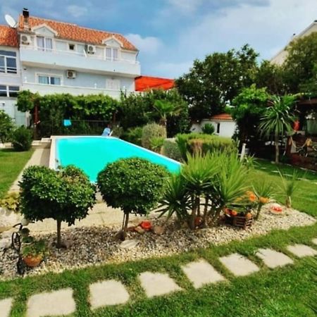 Rooms & Apartments Marinero เบทินา ภายนอก รูปภาพ