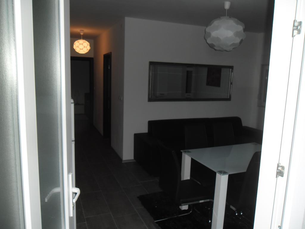 Rooms & Apartments Marinero เบทินา ห้อง รูปภาพ