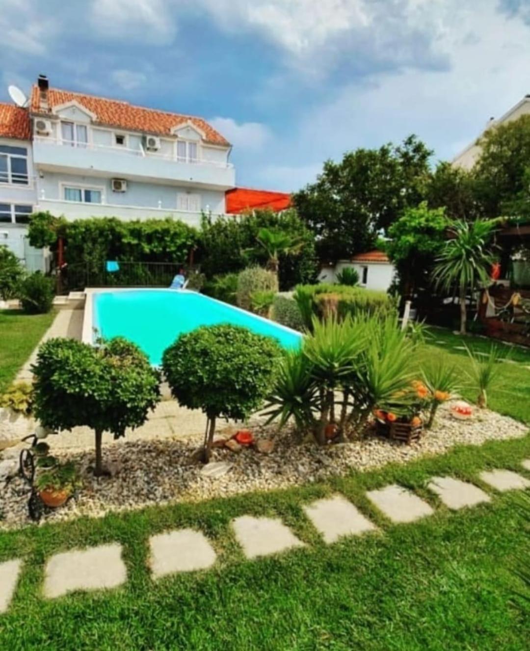 Rooms & Apartments Marinero เบทินา ภายนอก รูปภาพ