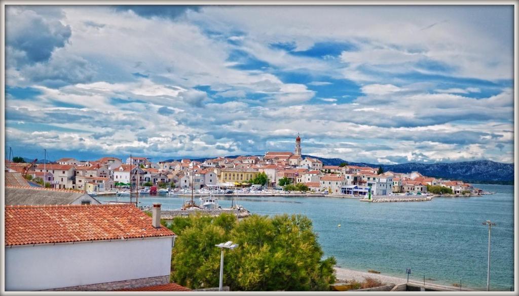 Rooms & Apartments Marinero เบทินา ภายนอก รูปภาพ